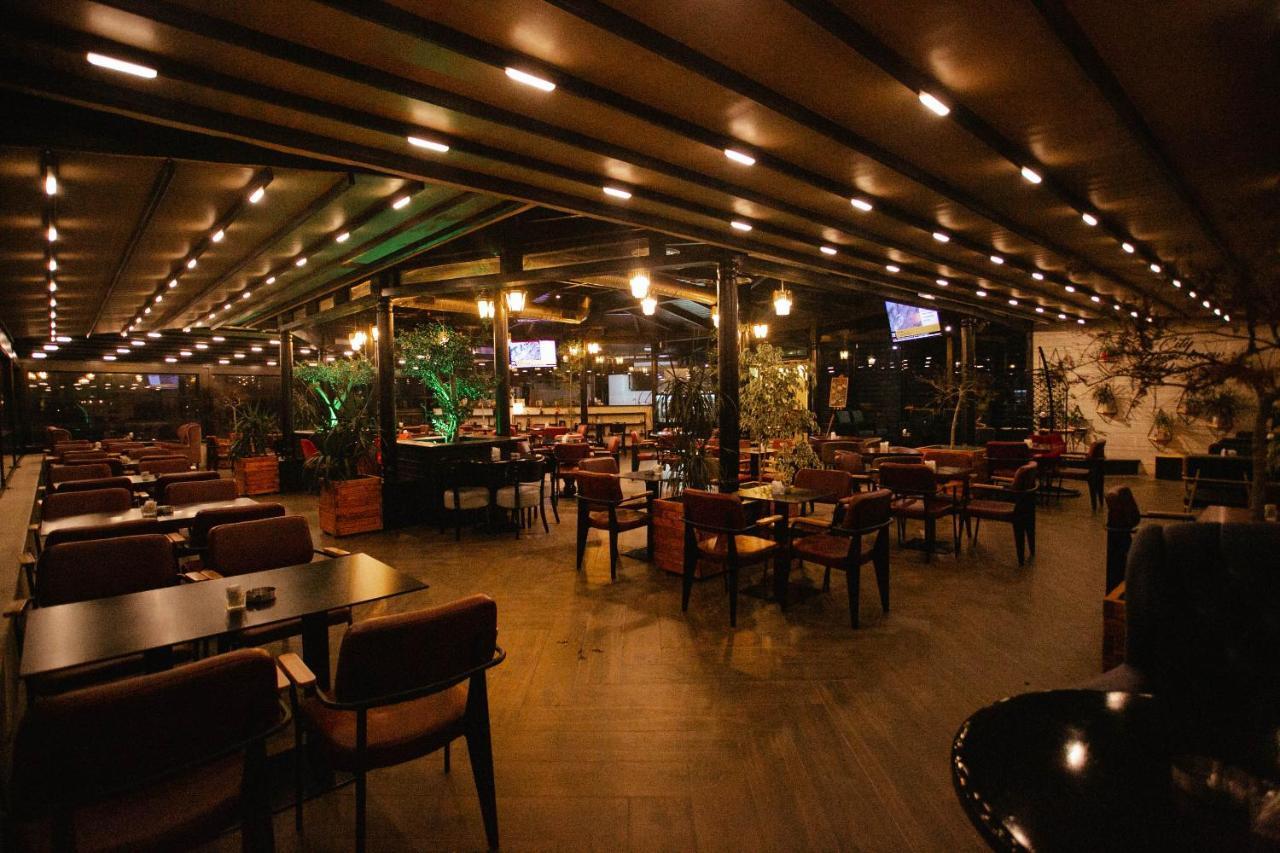 Hotel Chicago Shkoder Exterior photo